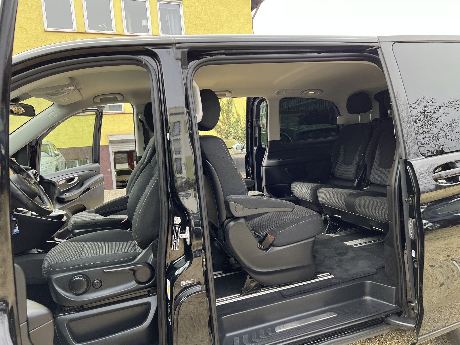 Mercedes-Benz V 300 d kompakt Edition 7-SITZ+AHK+KAMERA+SPURA. foto 24