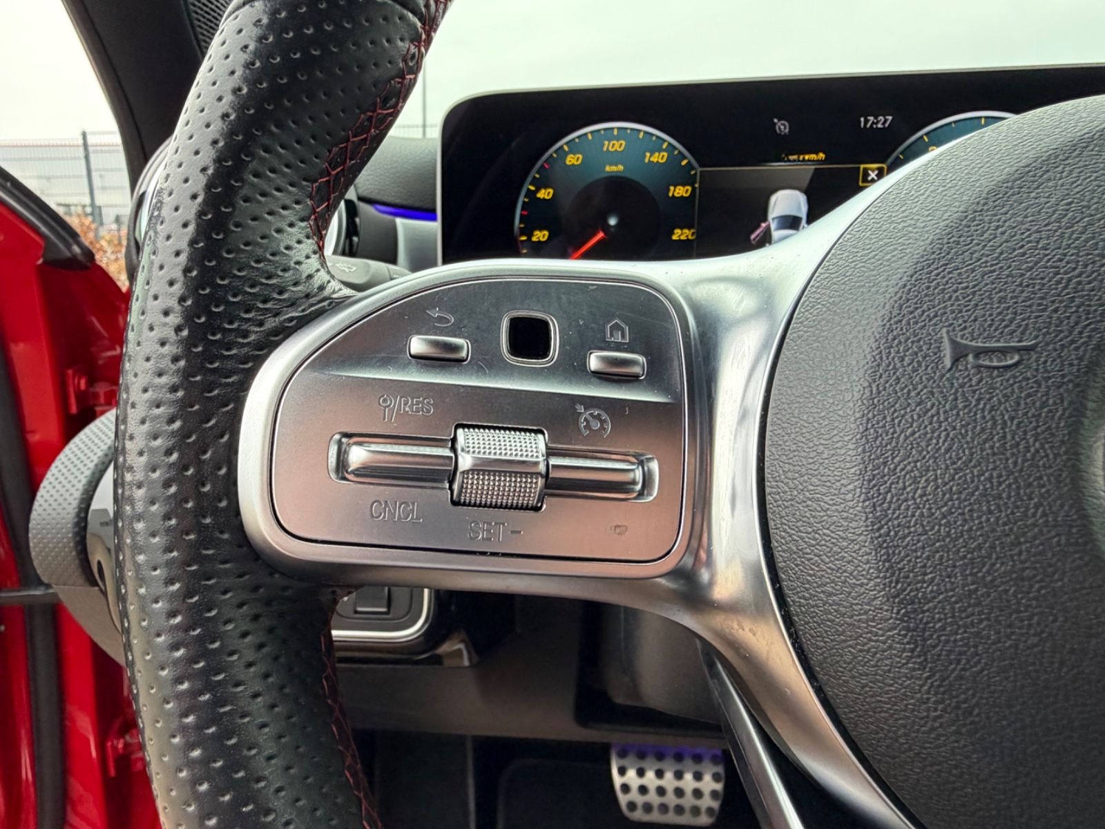 Mercedes-Benz A 180 AMG LED Night Kamera 1.Hd SHZ Ambiente foto 13