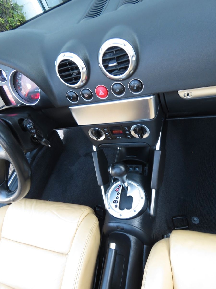 Audi TT Coupe/Roadster 3.2 Roadster quattro foto 13