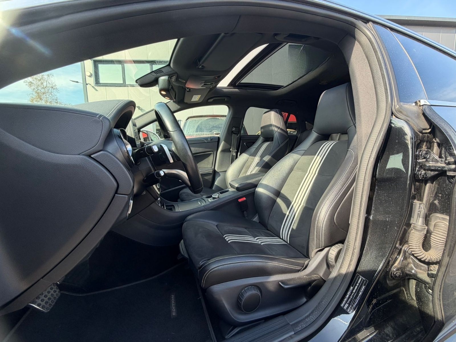 Mercedes-Benz CLA Shooting Brake CLA 180 foto 11