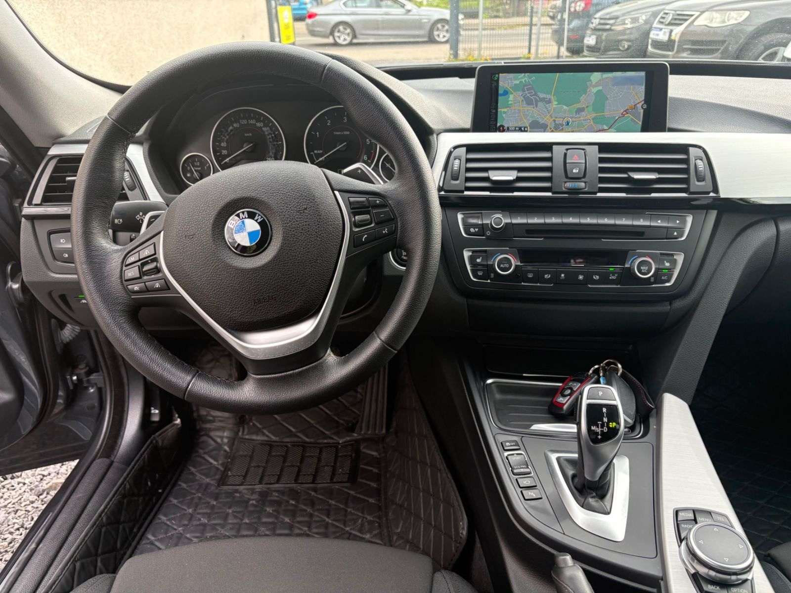 BMW Gran Turismo 330 d xDrive/Navi,Automatik,Kamera, foto 11