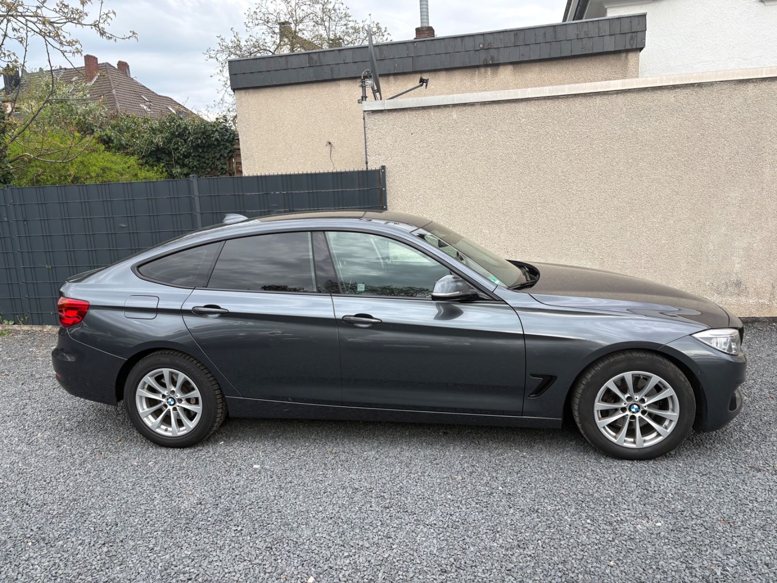 BMW Gran Turismo 330 d xDrive/Navi,Automatik,Kamera, foto 5