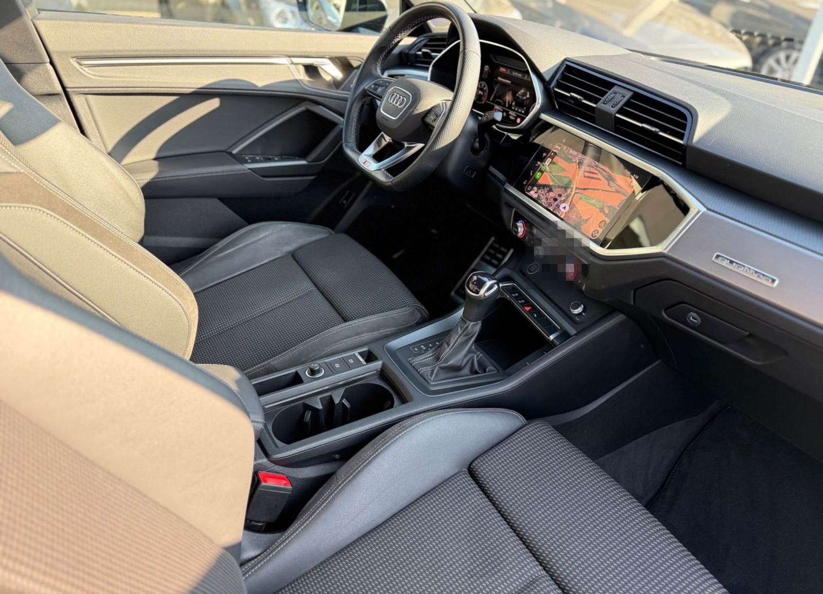 Audi Q3 40 TDI quattro S line OPTIK*PANO*ACC foto 8