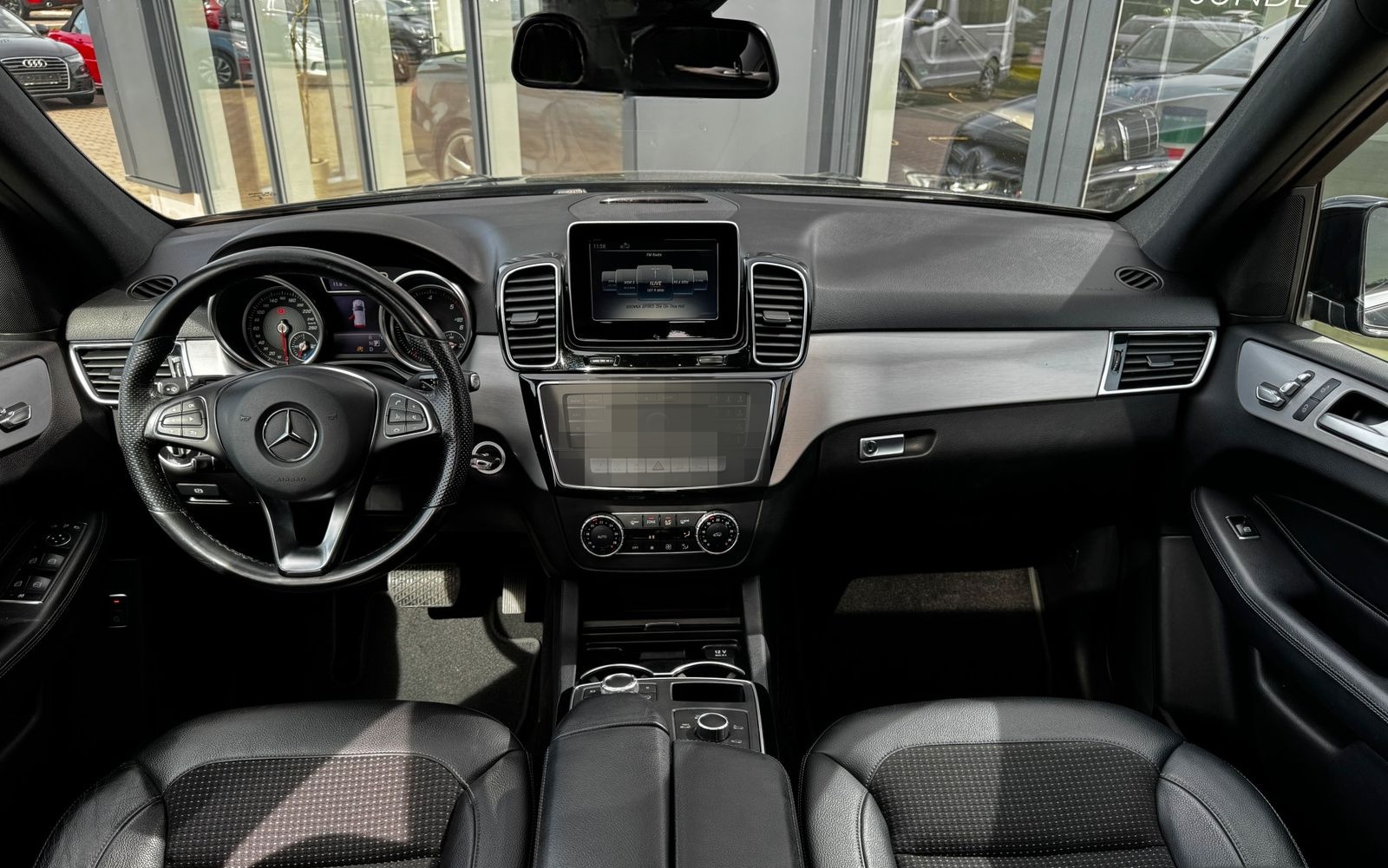 Mercedes-Benz GLE 250 d 4Matic AHK+Navi+MultiBeam+Kamera+Sc... foto 11