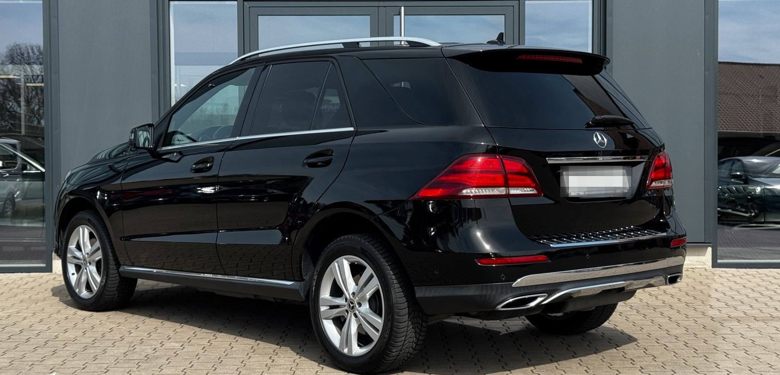 Mercedes-Benz GLE 250 d 4Matic AHK+Navi+MultiBeam+Kamera+Sc... foto 6