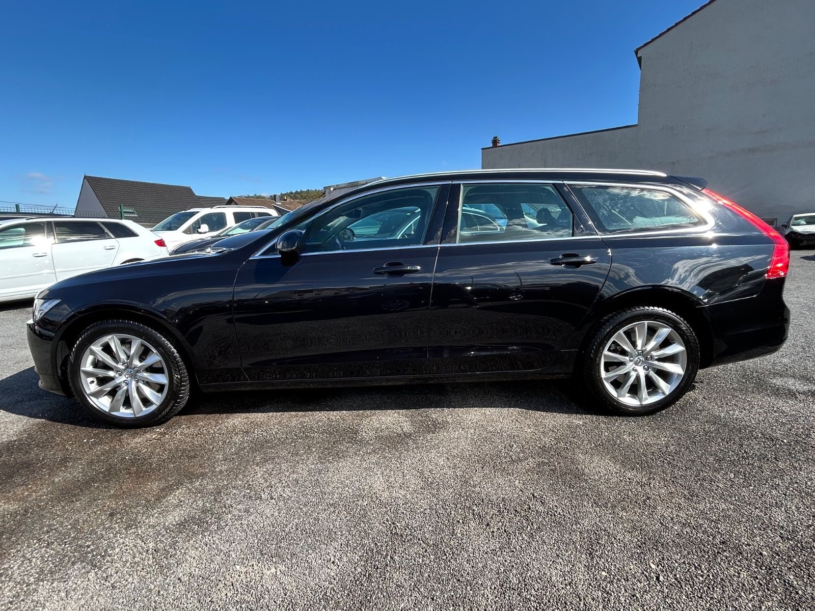 Volvo V90 MOMENTUM MEMORY + LANE ASSIST + AHK foto 8