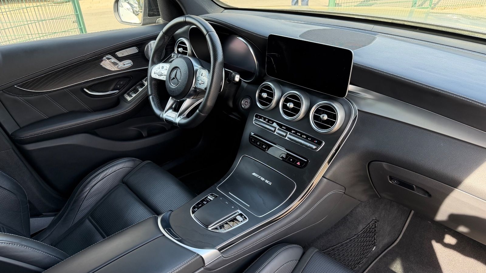 Mercedes-Benz GLC 63 AMG|BURMESTER|PERFORMANCE|NIGHT|LED| foto 17
