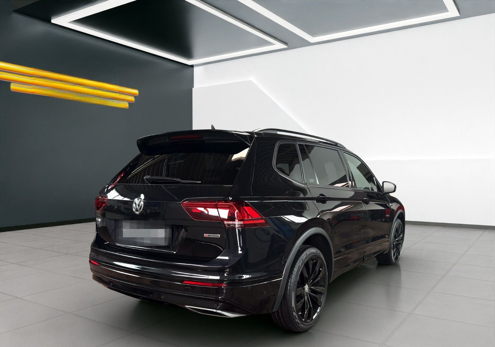 Volkswagen Tiguan Allspace R Line 4Motion foto 2