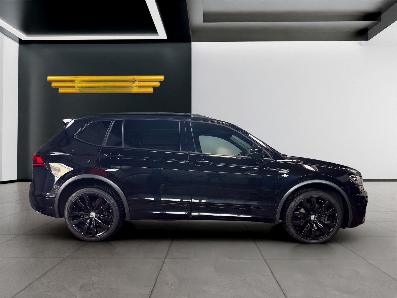 Volkswagen Tiguan Allspace R Line 4Motion foto 8