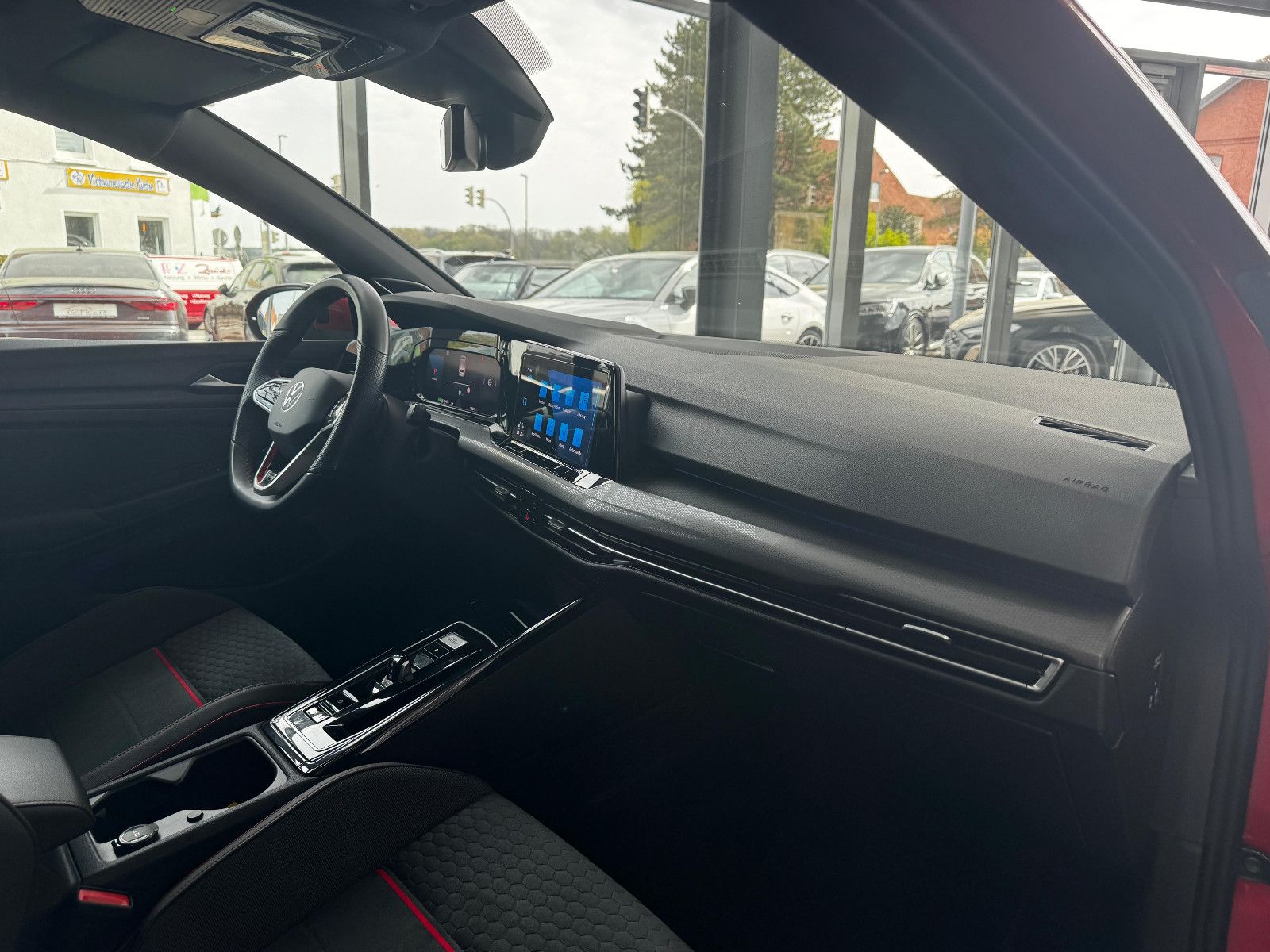 Volkswagen Golf VIII Lim. GTI Clubsport 2.0TSI"Matrix/Pano" foto 11