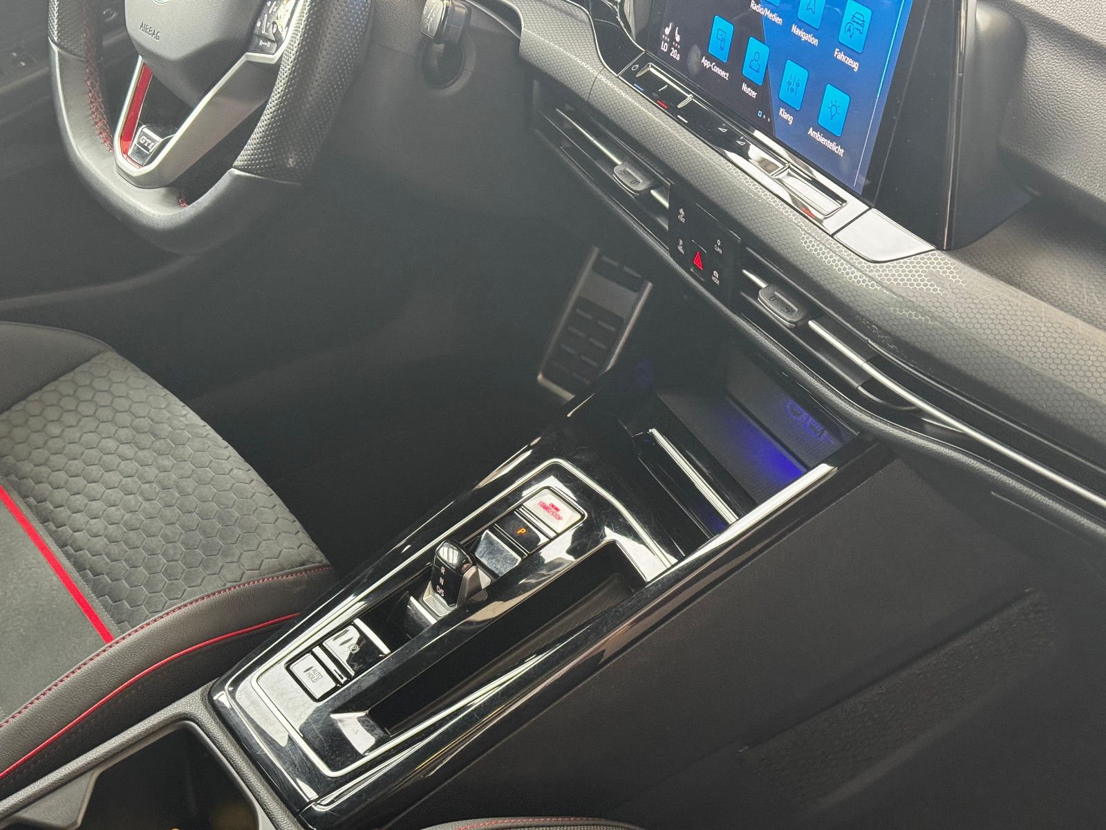 Volkswagen Golf VIII Lim. GTI Clubsport 2.0TSI"Matrix/Pano" foto 12