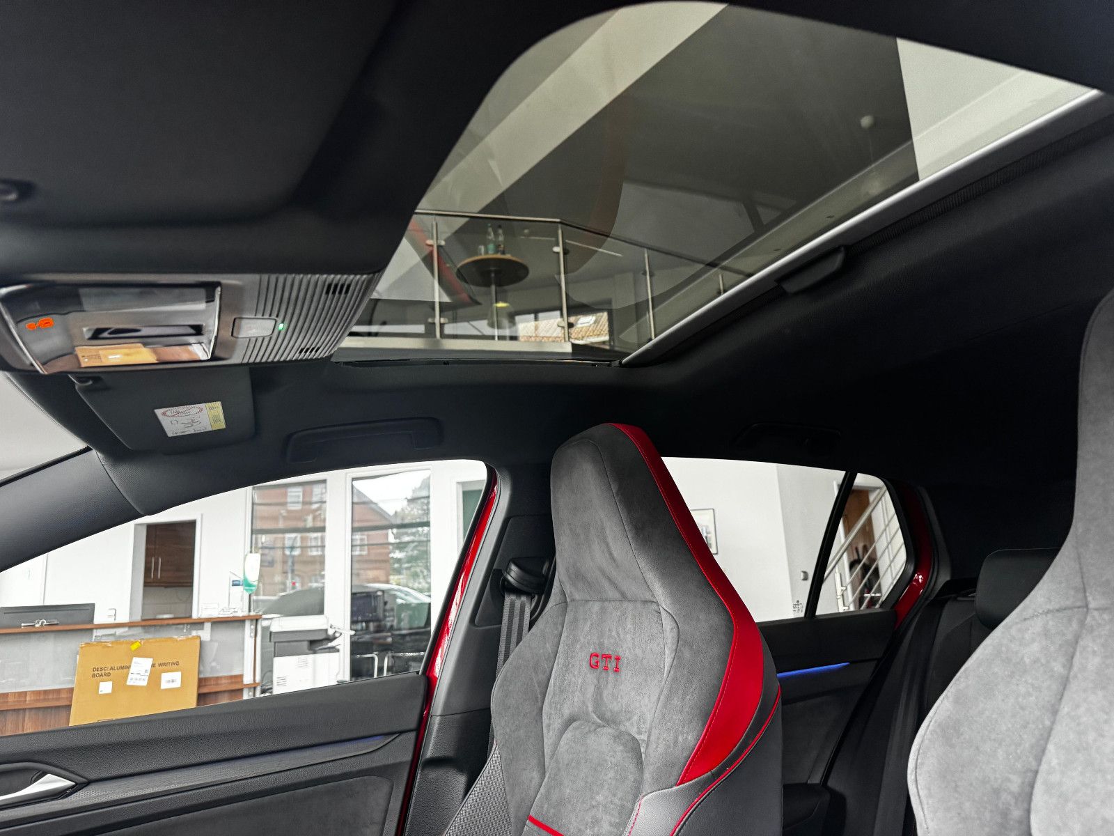 Volkswagen Golf VIII Lim. GTI Clubsport 2.0TSI"Matrix/Pano" foto 8