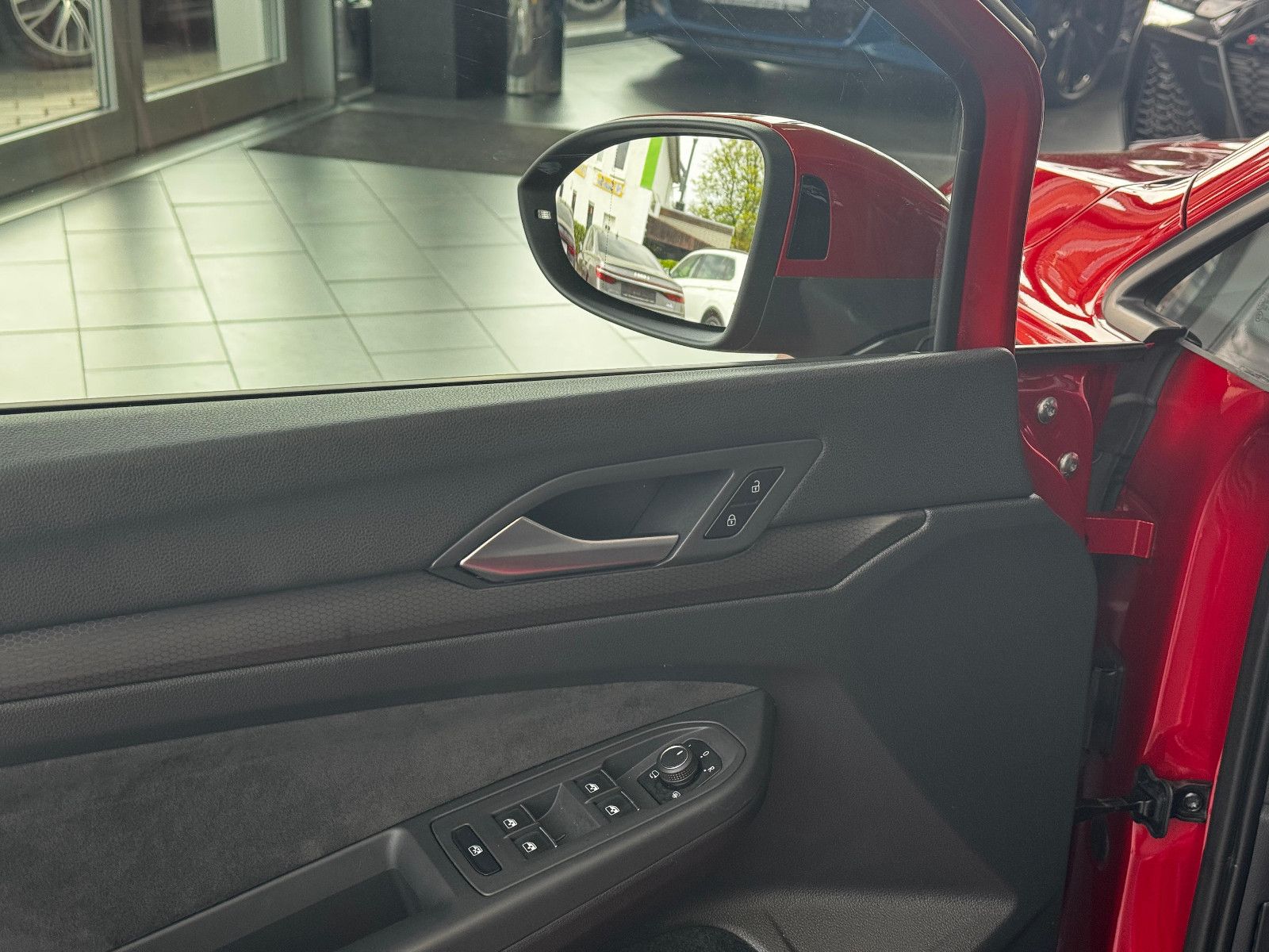 Volkswagen Golf VIII Lim. GTI Clubsport 2.0TSI"Matrix/Pano" foto 10