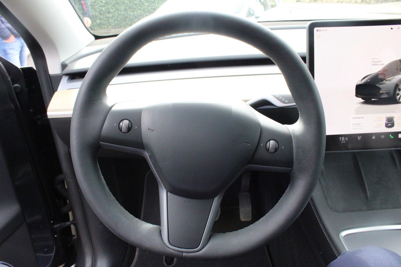 Tesla Model Y RWD foto 13