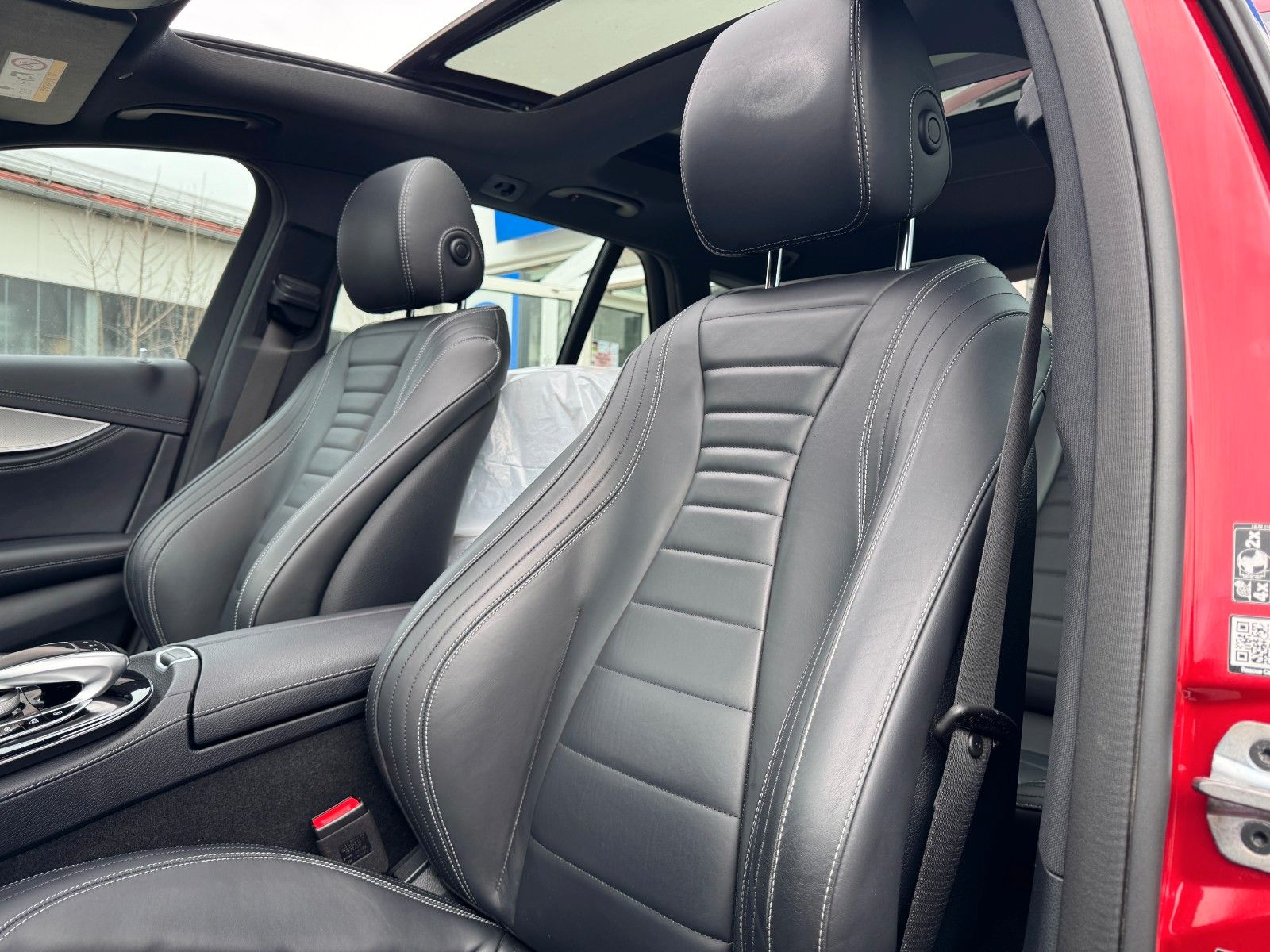 Mercedes-Benz E 400 d 4Matic AMG Line LED*Leder*Pano*360° foto 13