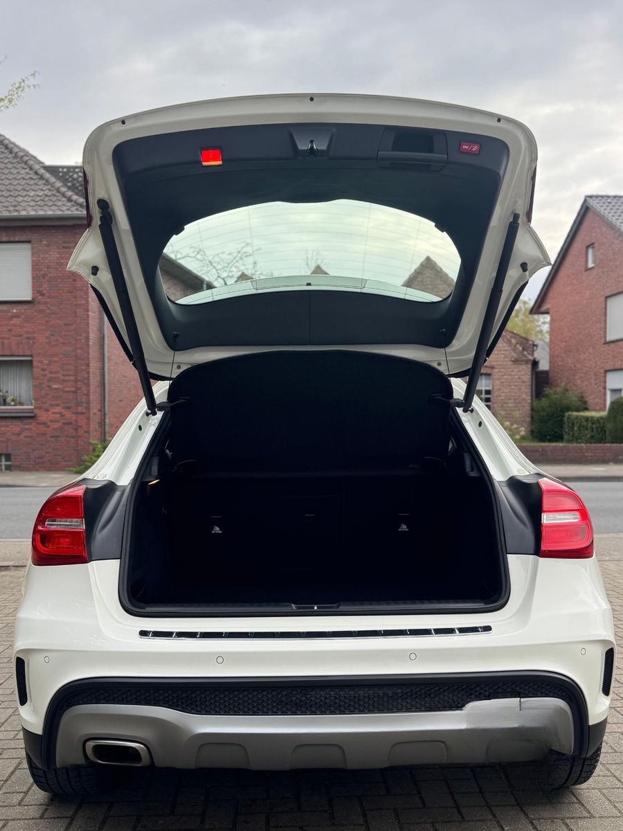 Mercedes-Benz GLA 250/AMG/Carbon/Pano/Harmann K/Memory foto 8