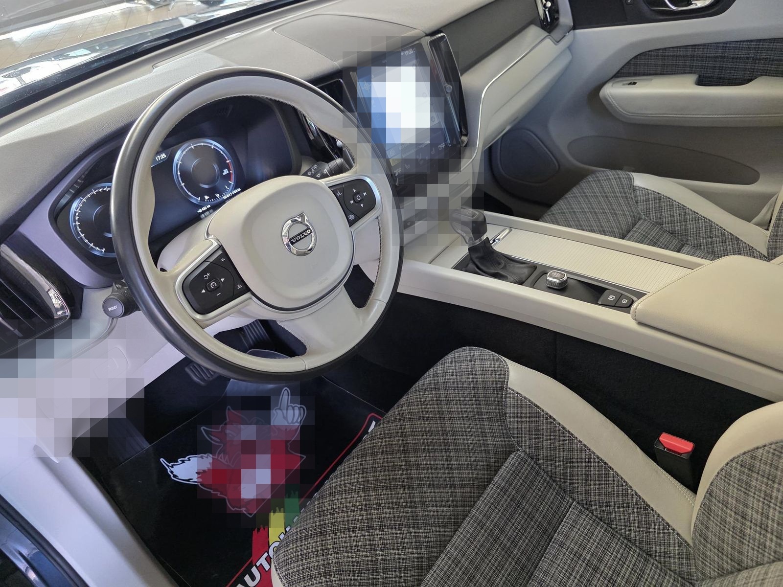 Volvo XC 60 D4 /StandHz/Keyless/Carplay/Ahk foto 16