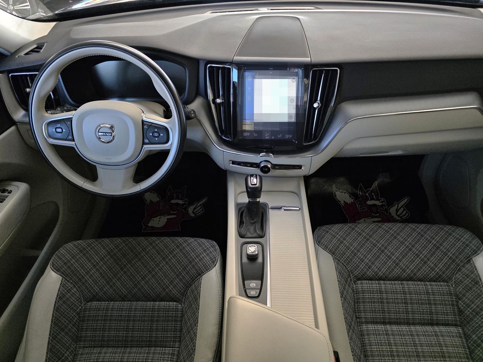 Volvo XC 60 D4 /StandHz/Keyless/Carplay/Ahk foto 17
