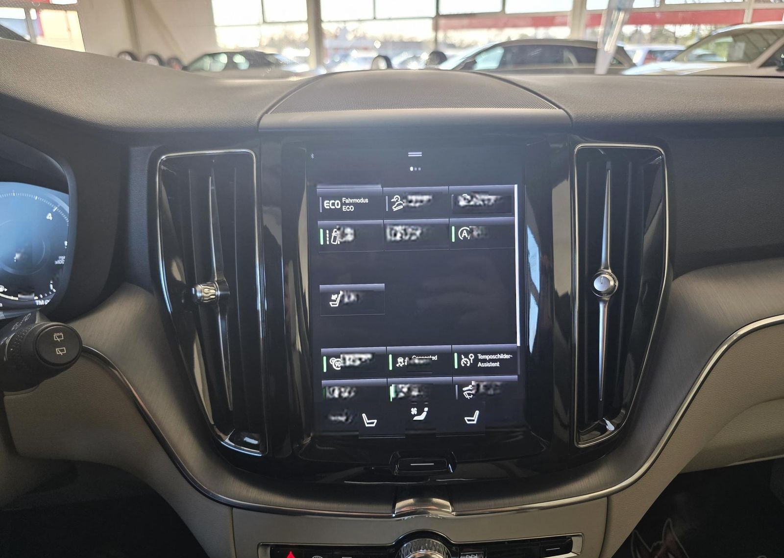 Volvo XC 60 D4 /StandHz/Keyless/Carplay/Ahk foto 24