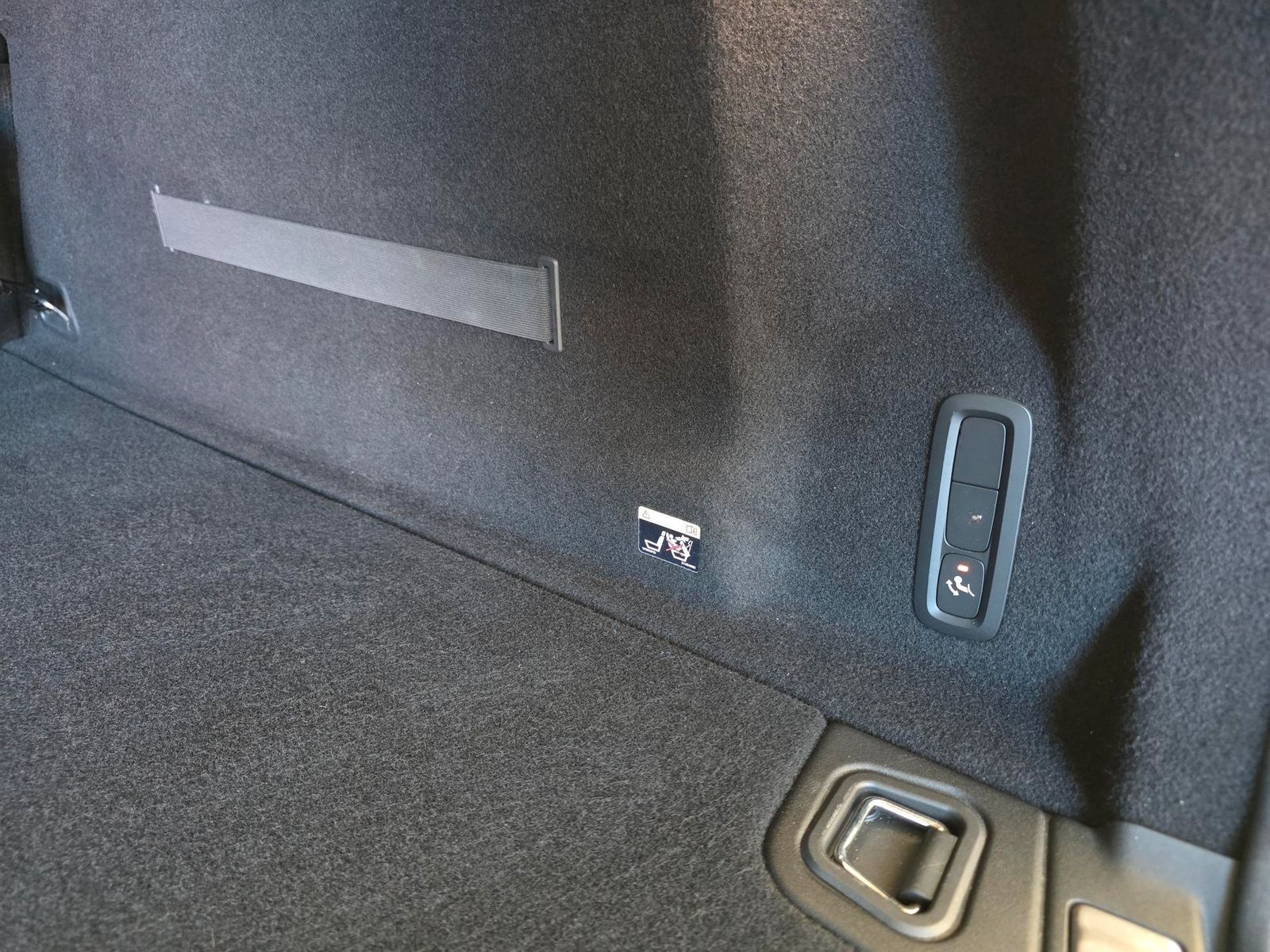 Volvo XC 60 D4 /StandHz/Keyless/Carplay/Ahk foto 8