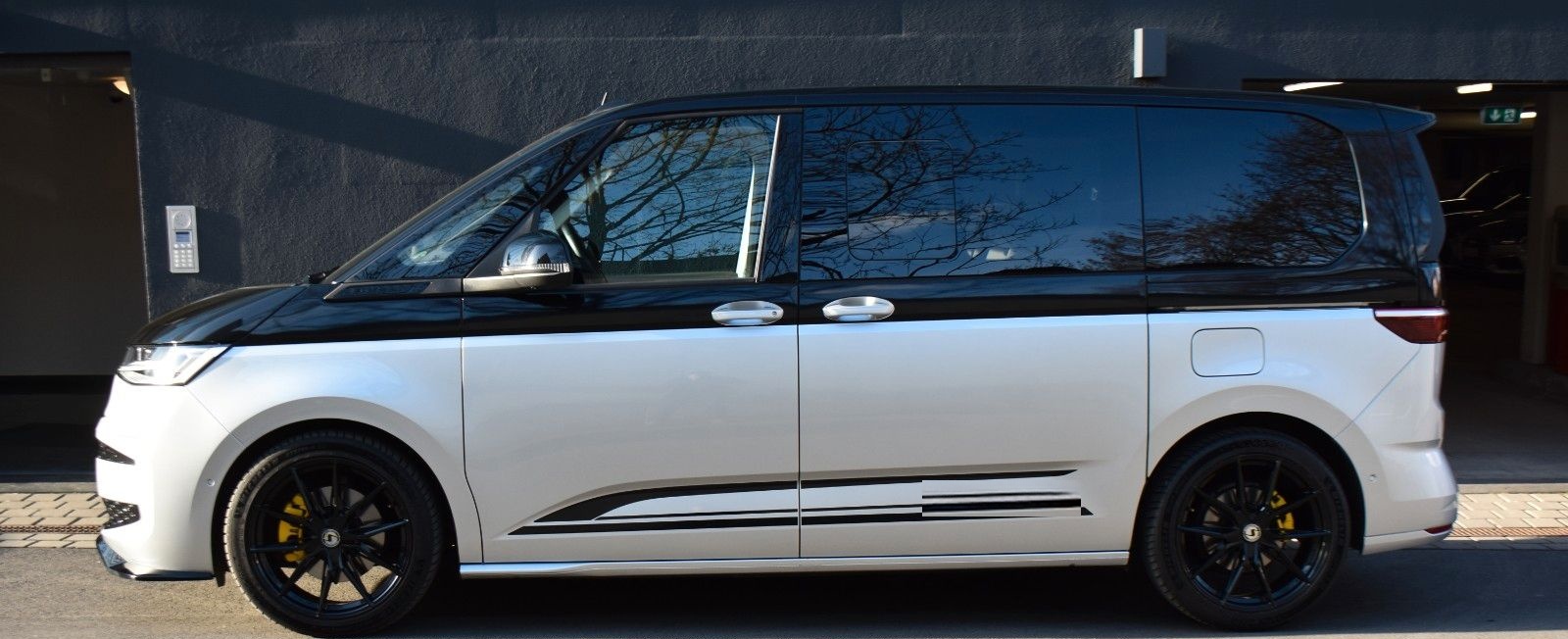 Volkswagen T7 Multivan-BULLI 2.0 TDI DSG IQ.Light|HK|AHK|20 foto 20