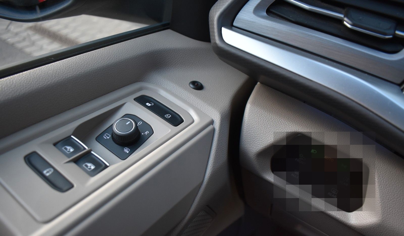 Volkswagen T7 Multivan-BULLI 2.0 TDI DSG IQ.Light|HK|AHK|20 foto 6