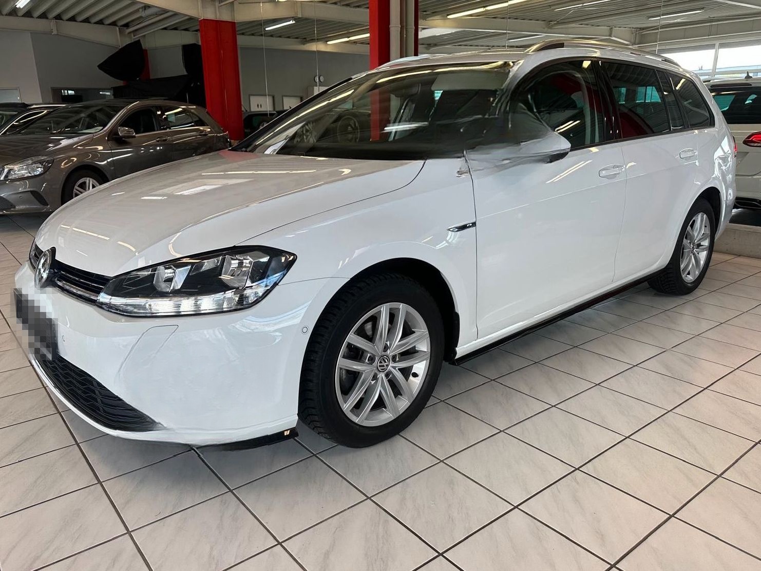 Volkswagen VII Variant Comfortline BMT DSG Kamera *R-Line* foto 2
