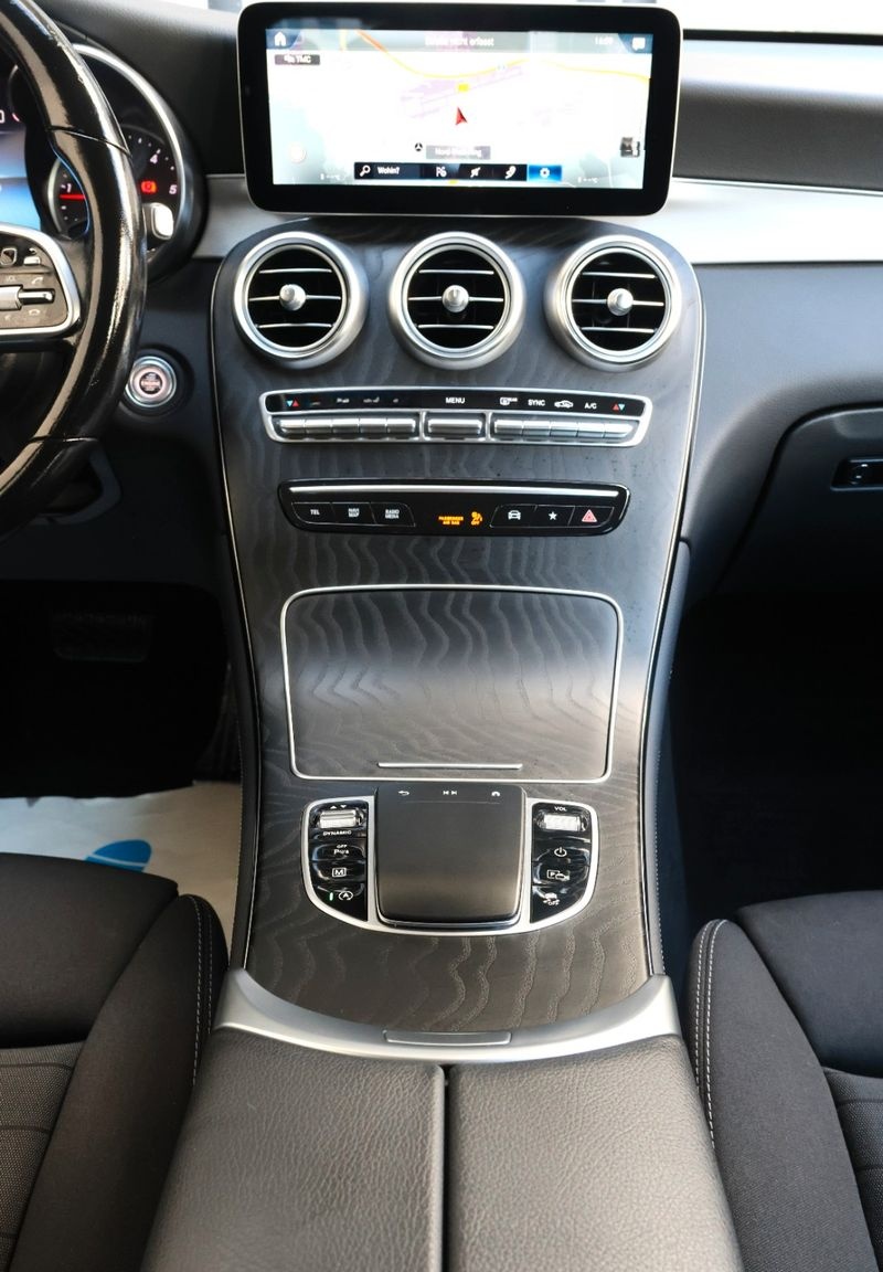 Mercedes-Benz GLC 300 d 4Matic 1Hand KAM MBUX LED TOT Verkzerk foto 18