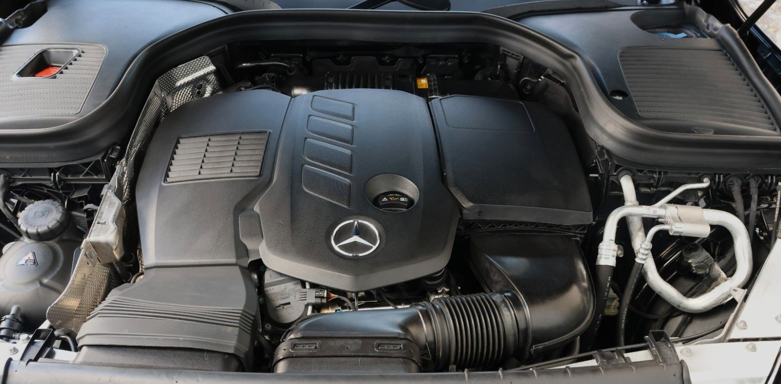 Mercedes-Benz GLC 300 d 4Matic 1Hand KAM MBUX LED TOT Verkzerk foto 25