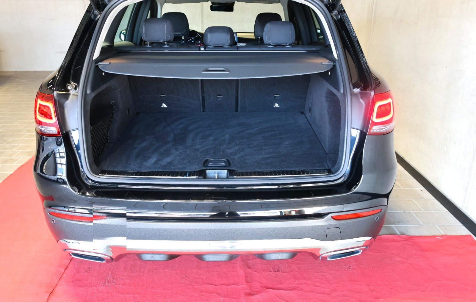 Mercedes-Benz GLC 300 d 4Matic 1Hand KAM MBUX LED TOT Verkzerk foto 4