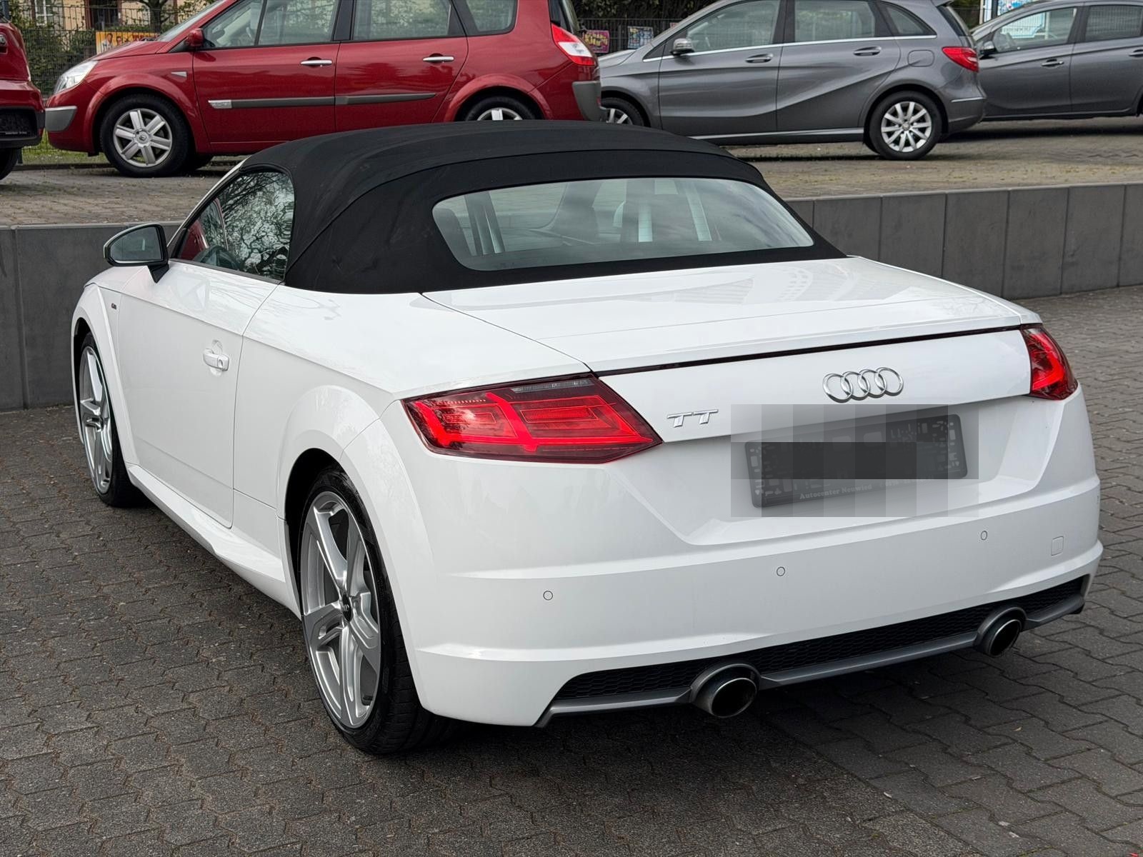Audi TT Roadster 1.8 TFSI - S-Line foto 13