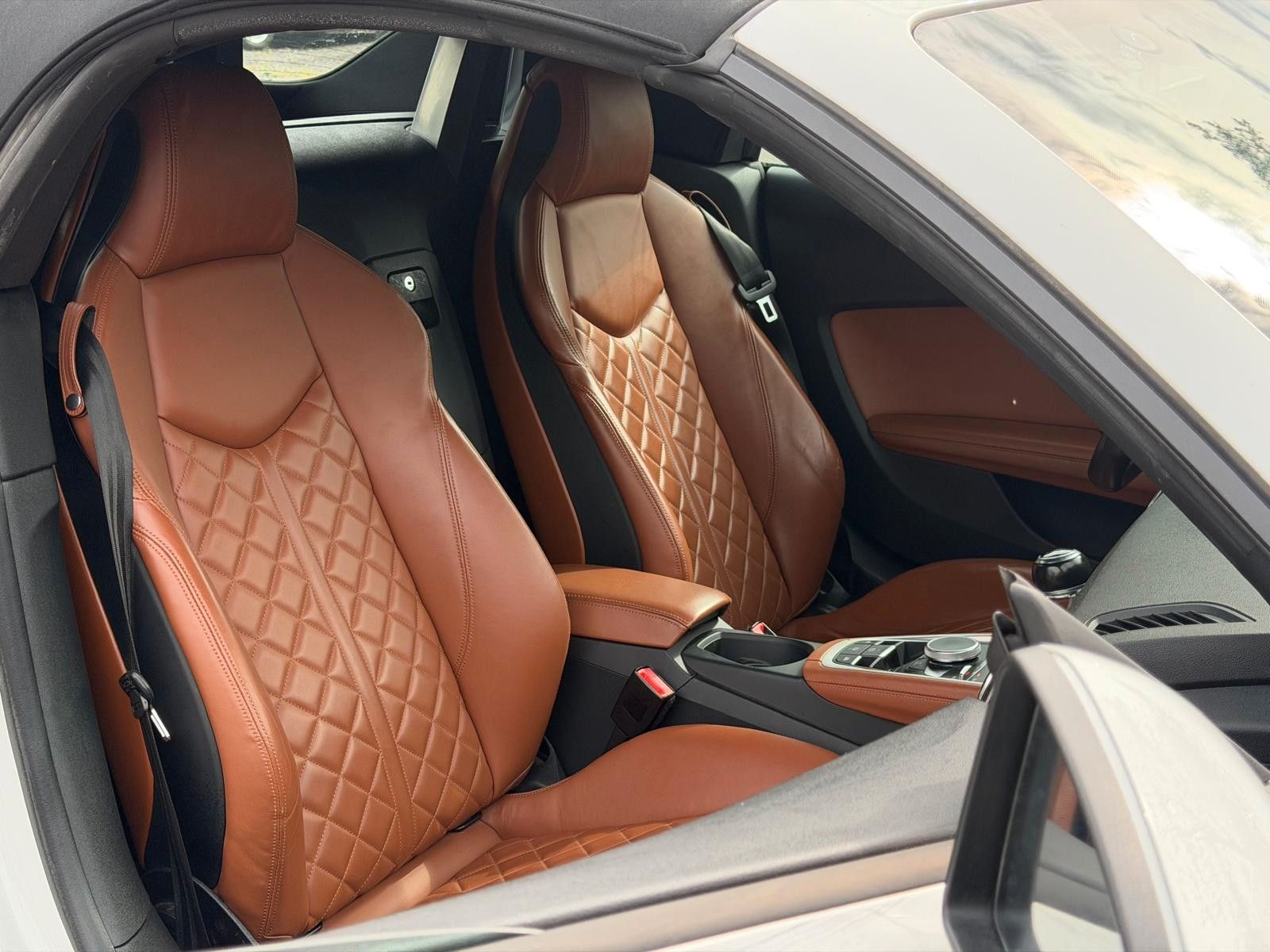 Audi TT Roadster 1.8 TFSI - S-Line foto 22