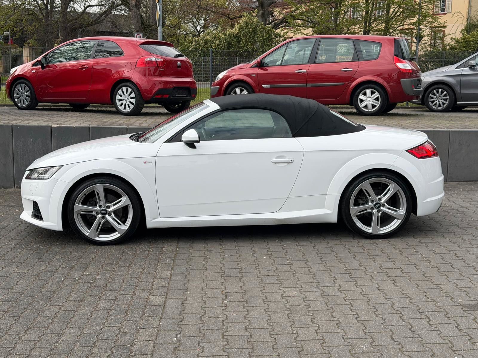 Audi TT Roadster 1.8 TFSI - S-Line foto 4