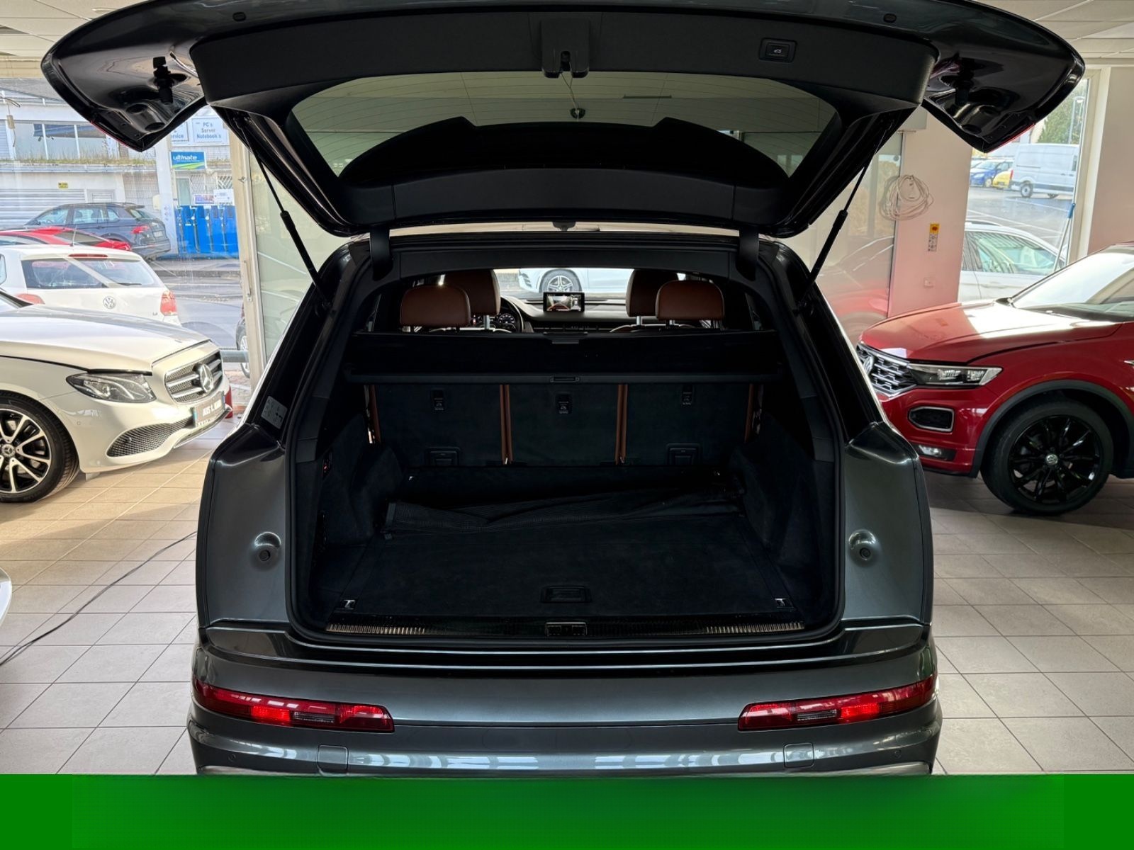 Audi SQ7 Matrix Bose Pano Head-Up 21 360 Masage Nacht foto 11
