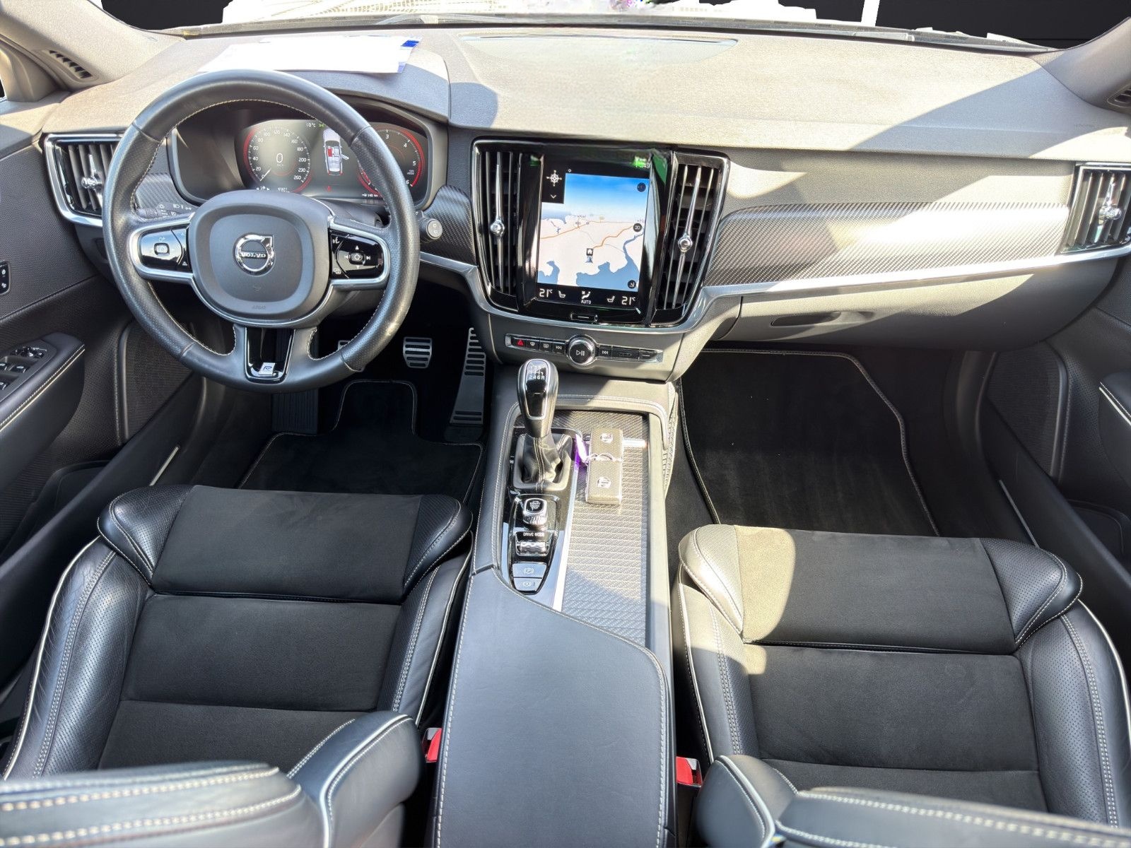 Volvo V90 D4 R Design Business NAVI|TEMPOMAT|LED|PDC foto 16