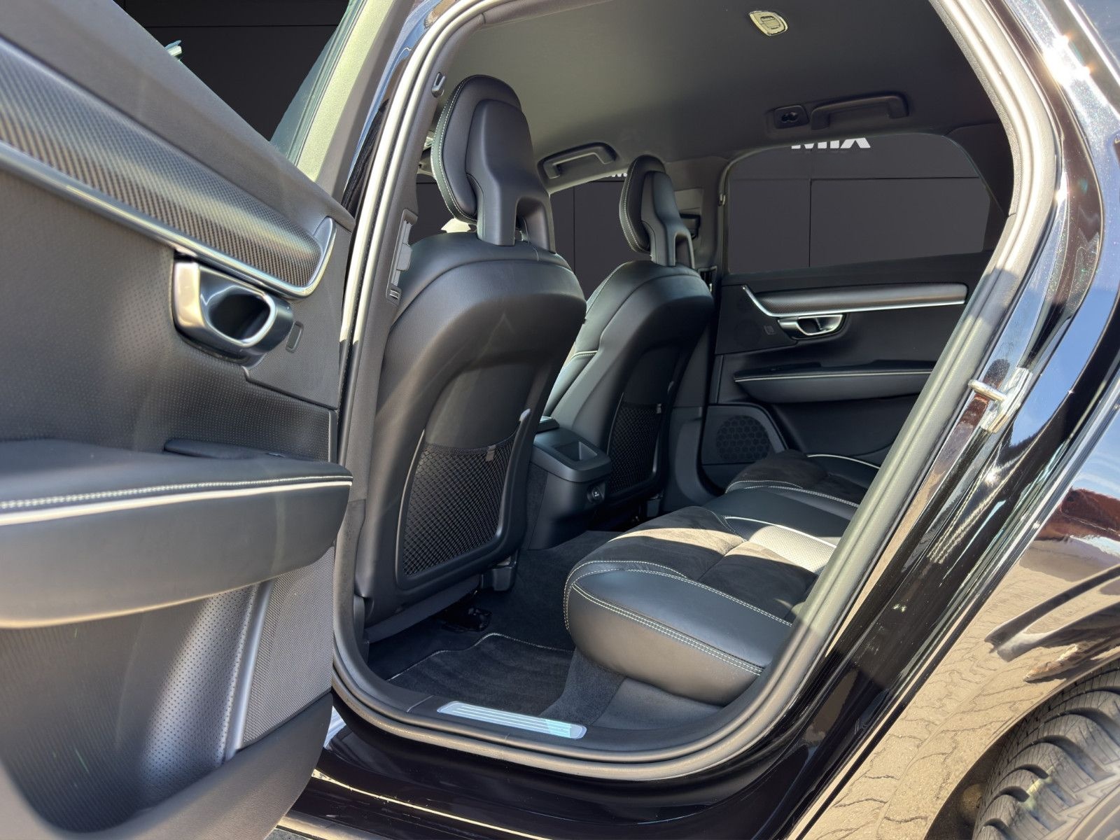 Volvo V90 D4 R Design Business NAVI|TEMPOMAT|LED|PDC foto 21