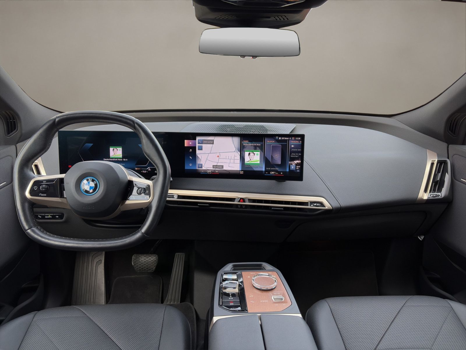 BMW iX 40 xDrive Sport  Sky-Lounge/360°/Laser foto 12