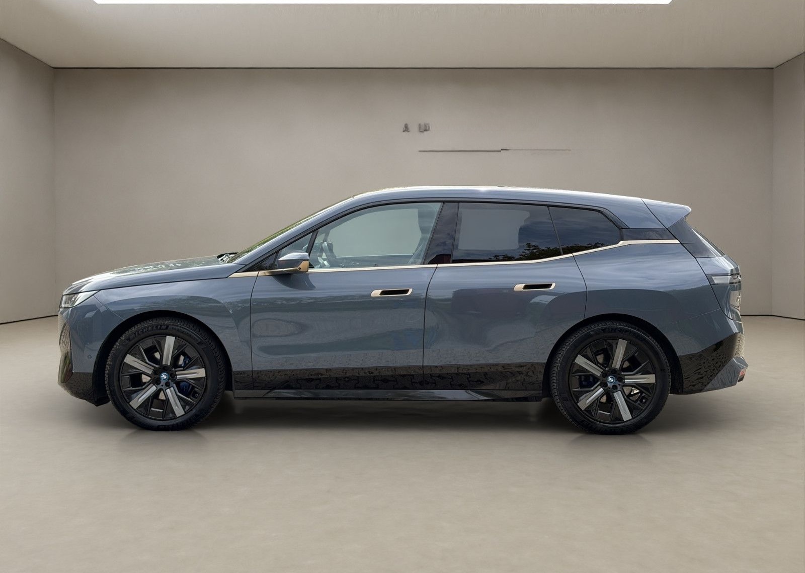 BMW iX 40 xDrive Sport  Sky-Lounge/360°/Laser foto 7
