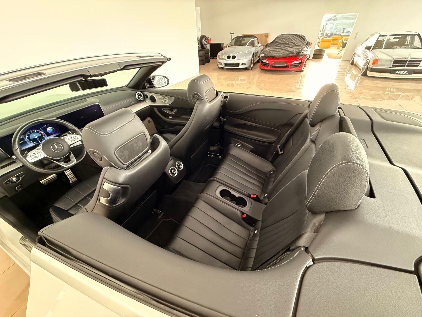 Mercedes-Benz E 450 / 300 / 400 Cabrio 4Matic AMG Line 360 foto 12