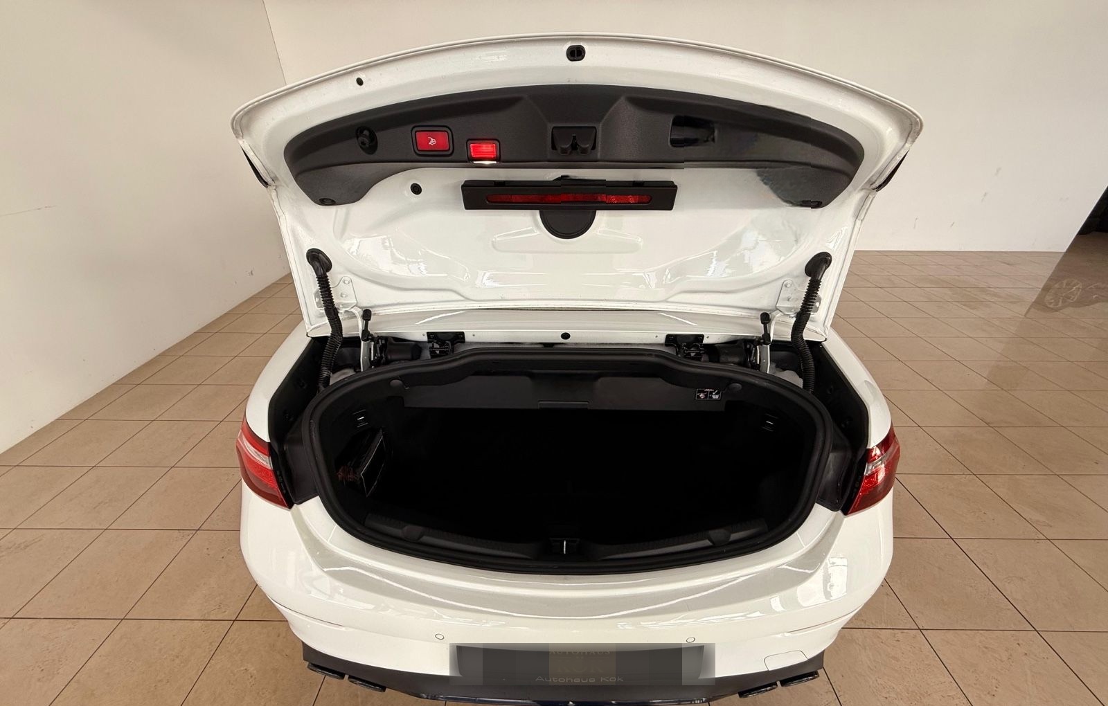 Mercedes-Benz E 450 / 300 / 400 Cabrio 4Matic AMG Line 360 foto 16