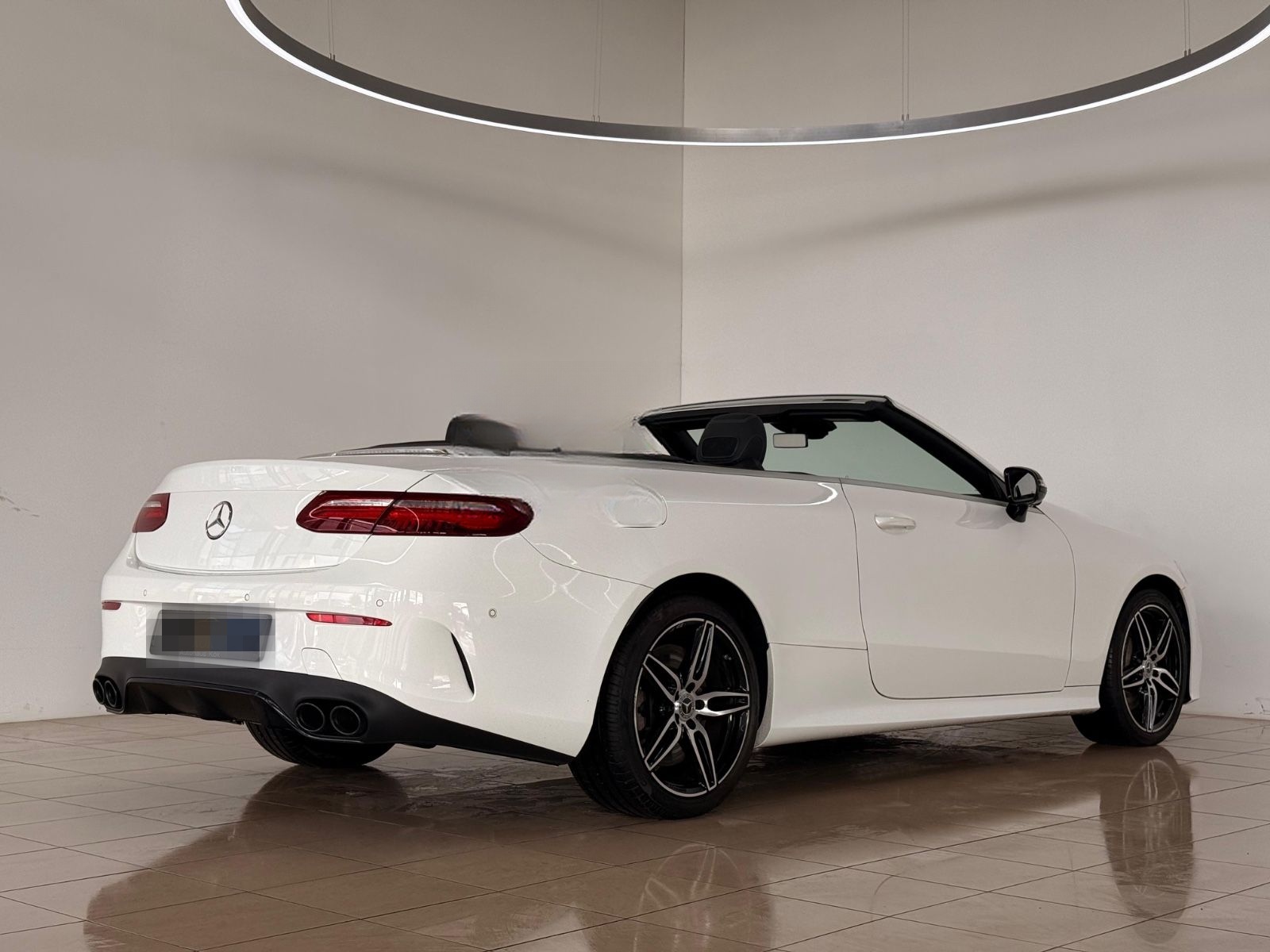 Mercedes-Benz E 450 / 300 / 400 Cabrio 4Matic AMG Line 360 foto 5