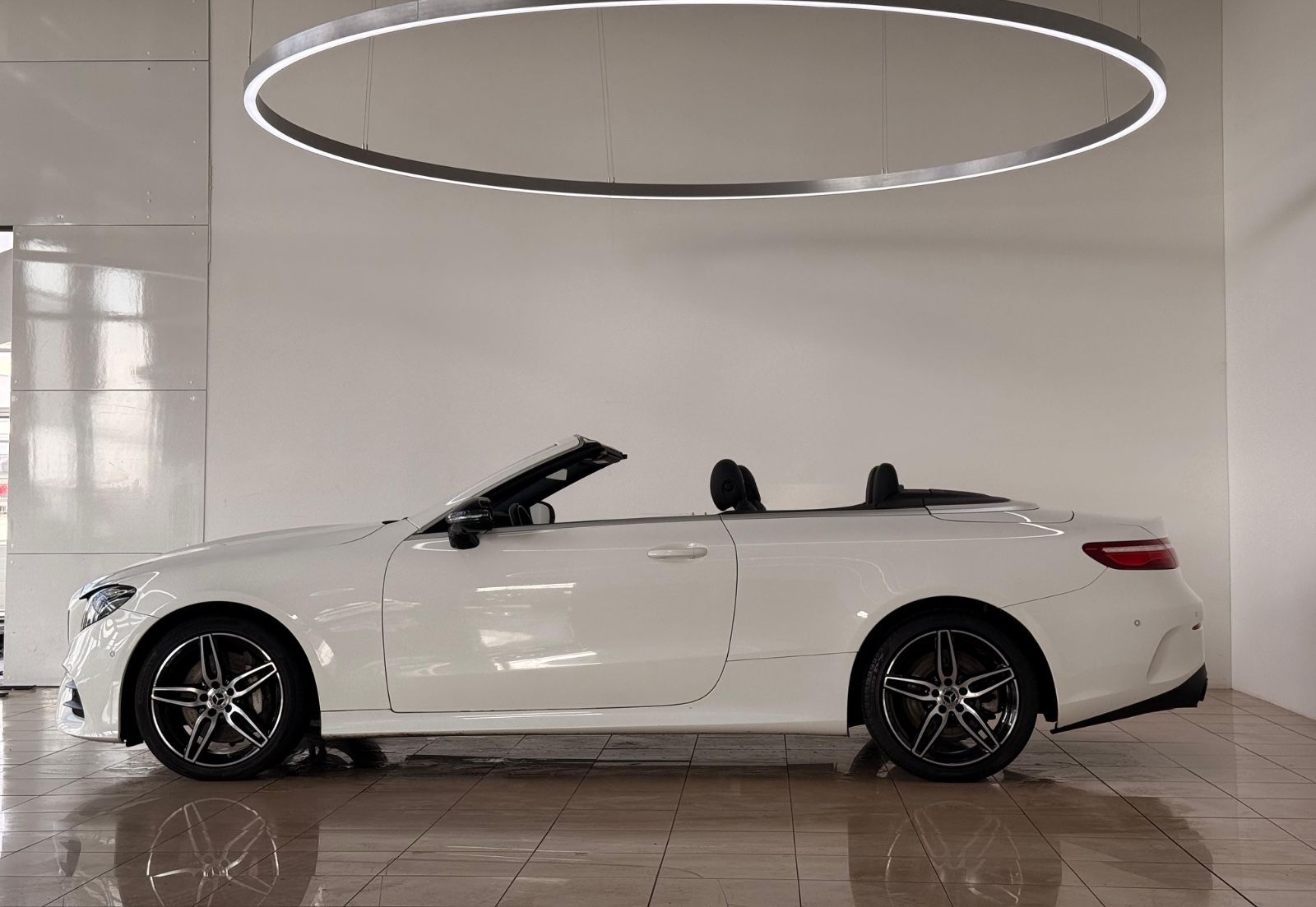 Mercedes-Benz E 450 / 300 / 400 Cabrio 4Matic AMG Line 360 foto 8