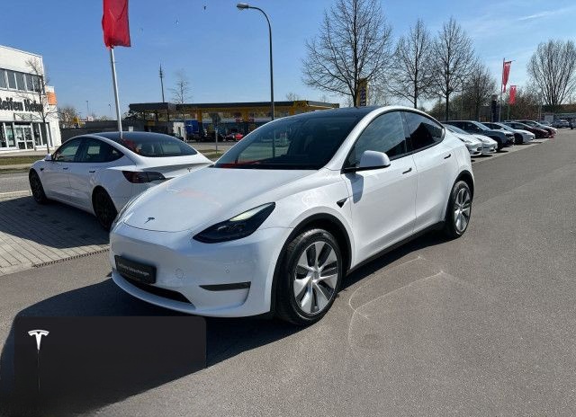 Tesla Model Y Long Range AWD foto 2
