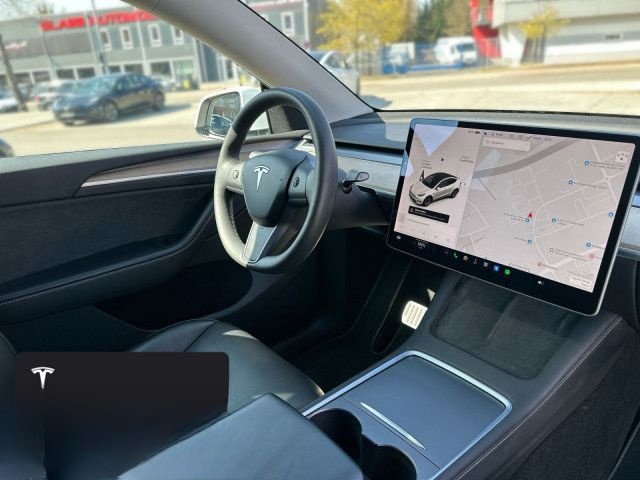 Tesla Model Y Long Range AWD foto 11