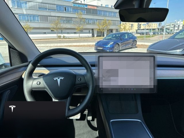 Tesla Model Y Long Range AWD foto 14