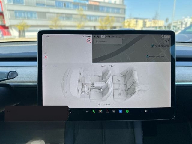 Tesla Model Y Long Range AWD foto 16