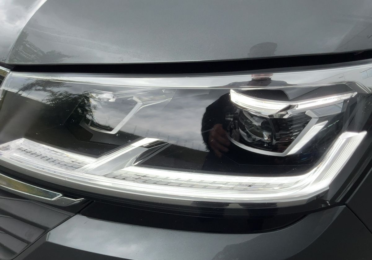 Volkswagen T6.1 Multivan 2.0TDI GENERATION SIX LED+RFK+AHK foto 14