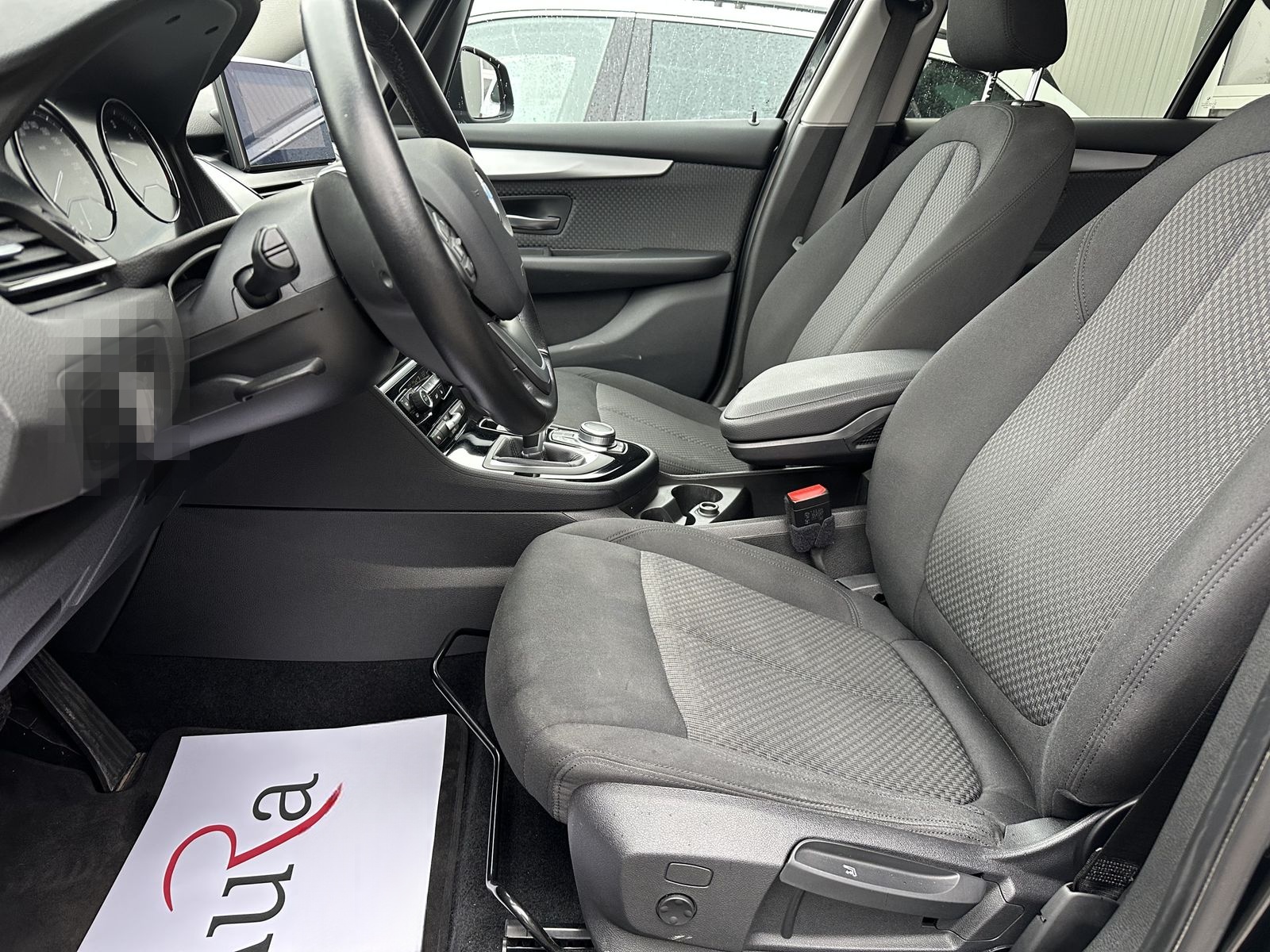 BMW 218d Gran Tourer Advantage Aut. NAV+LED+AHK+KAM foto 9