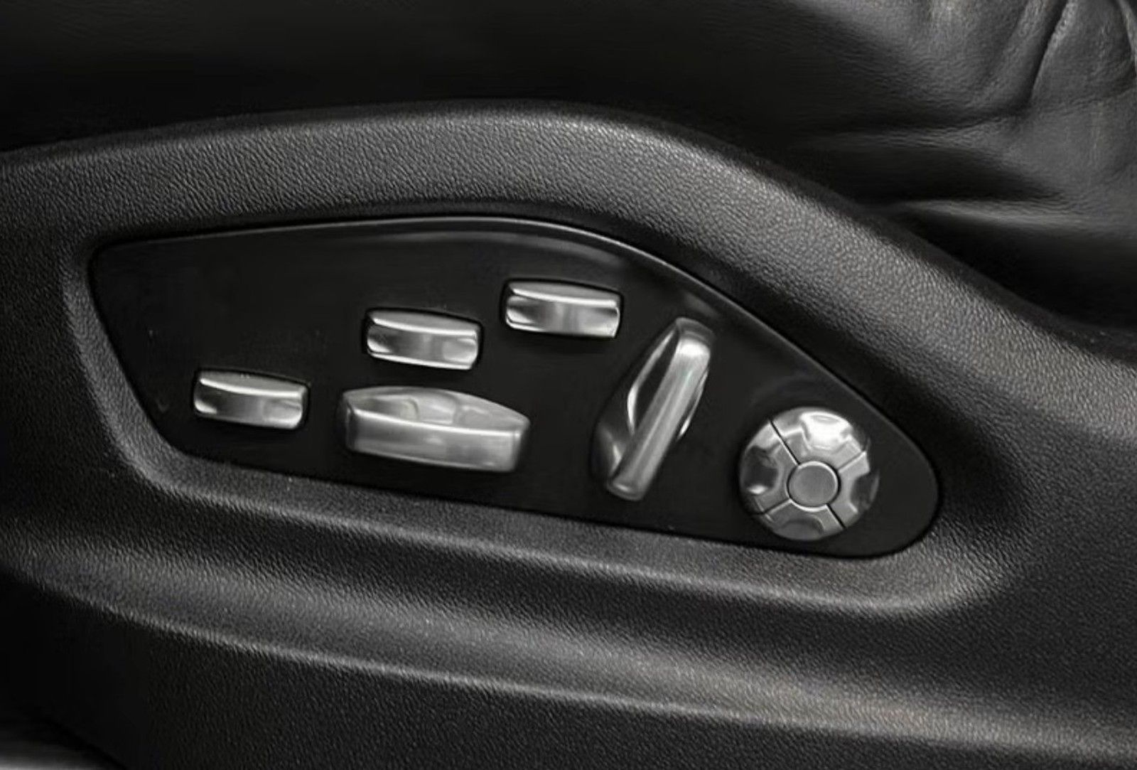 Porsche Cayenne Coupe E-Hybrid foto 21