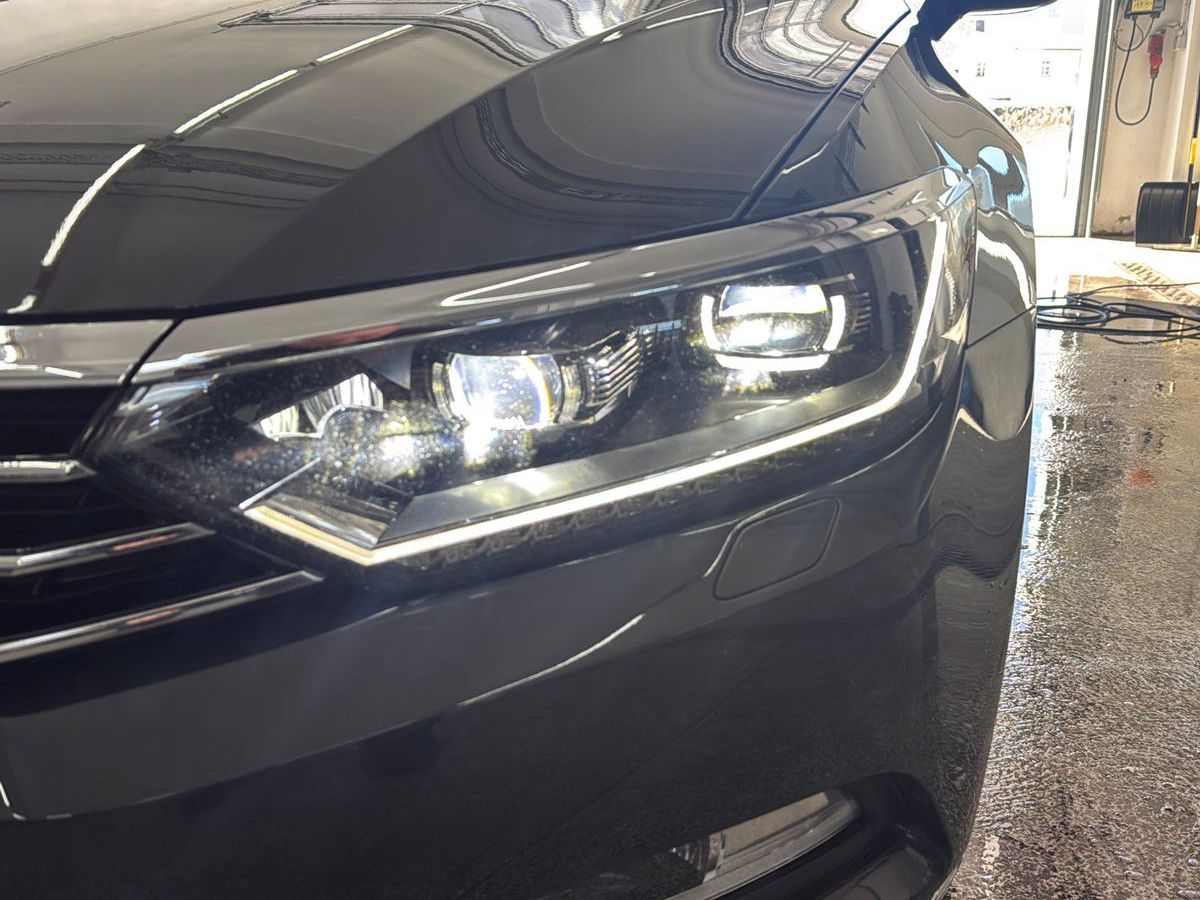 Volkswagen Passat Variant Highline /unfallfrei foto 21